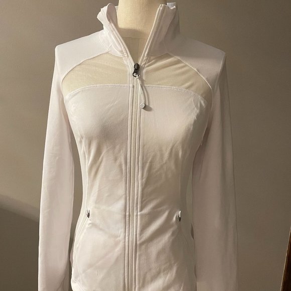 Nordstrom/Zella Jackets & Blazers - NEW ZELLA women’s White ATHLETIC activewear Stretch ZIP Up jacket with mesh
